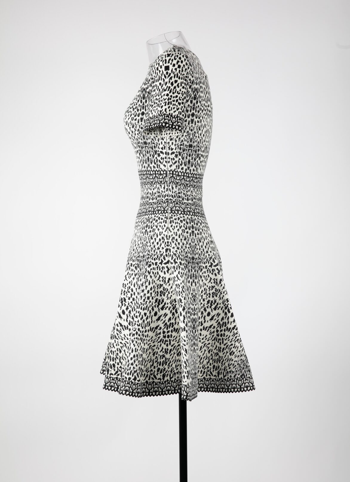 Dresses ALAÏA WHITE/BLACK DRESSES